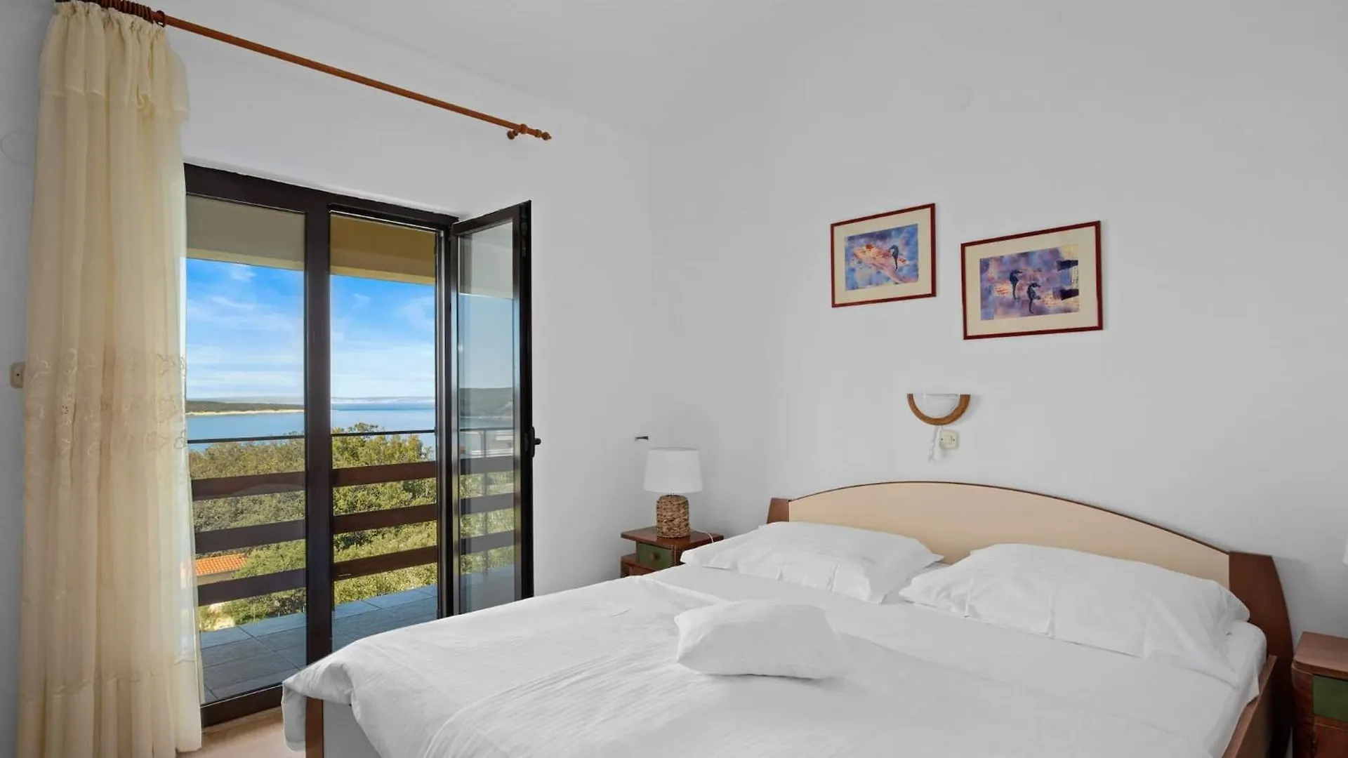 Anamar Apartments & Rooms Supetarska Draga Gæstehus
