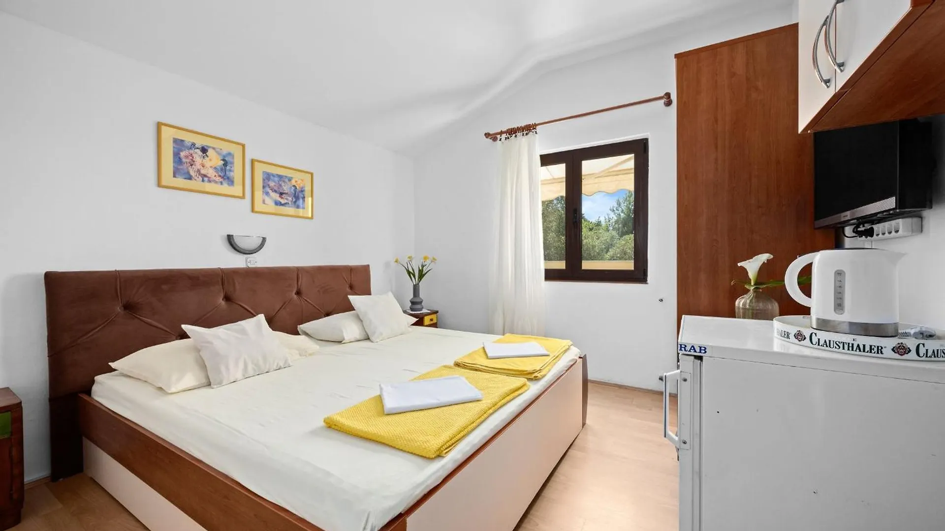 Anamar Apartments & Rooms Supetarska Draga Croatia